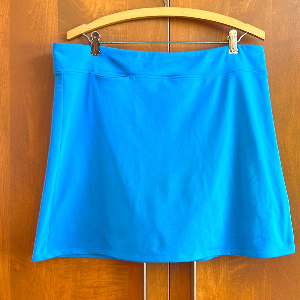 ADIDAS climalite womens golf/tennis skirt/short, size 10